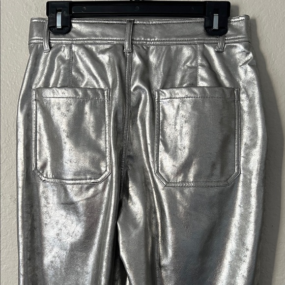 NWT Lesley Evers Cheryl Silver Faux Leather Pants in Size S - Picture 5 of 11